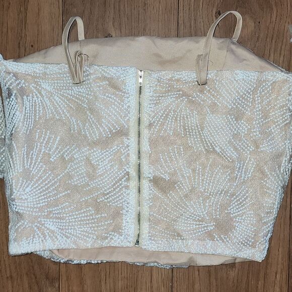 shoulder top  - Picture 5 of 5